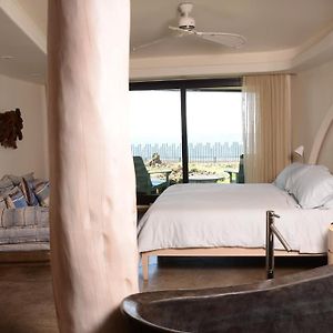 King Suite Sea View